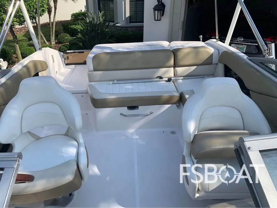 2011 Regal 2000 Bowrider - Media 9