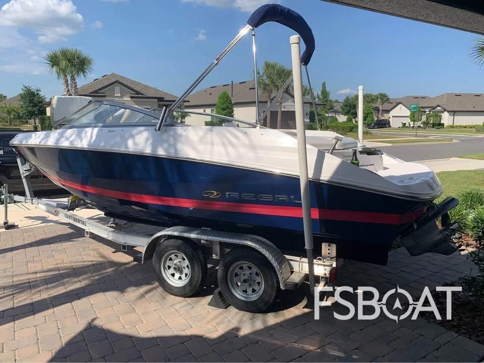 2011 Regal 2000 Bowrider - Media 6