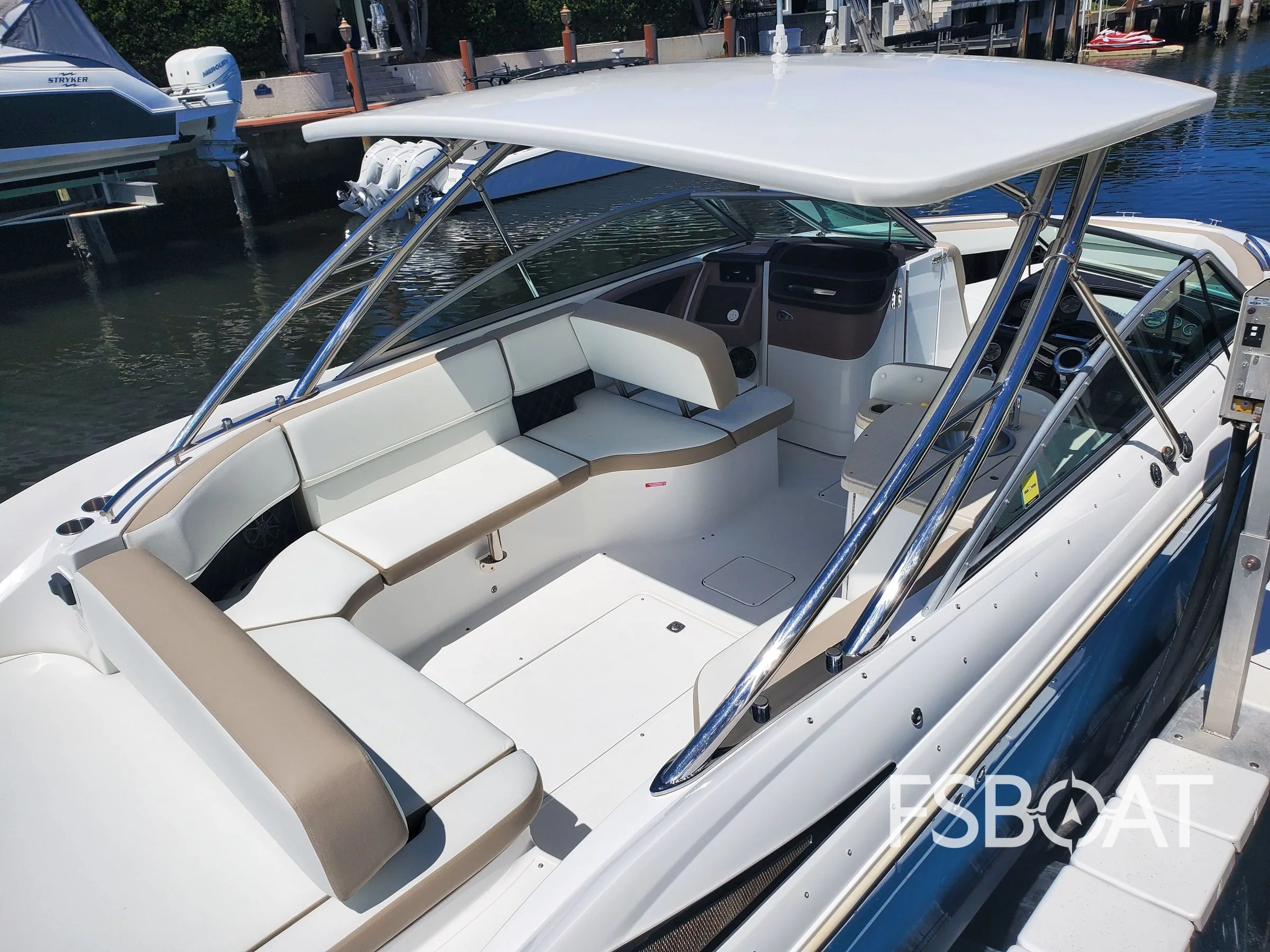 2014 Cobalt 302 - Media 3