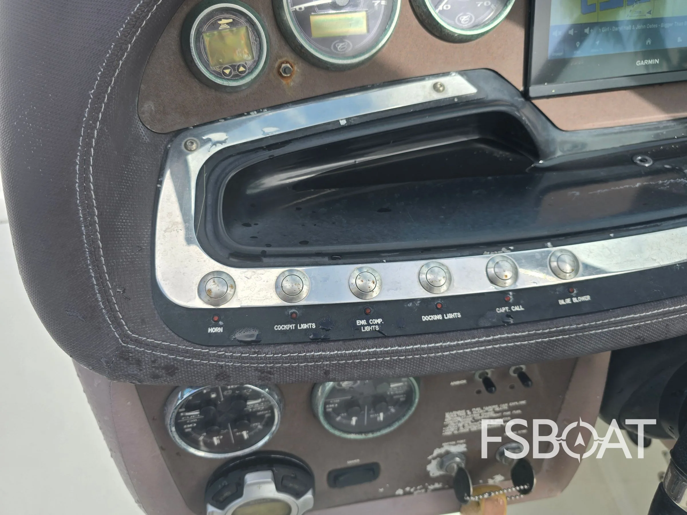 2014 Cobalt 302 - Media 22