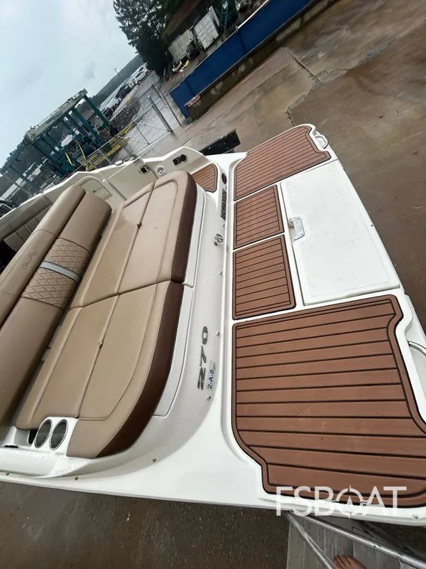 2016 Sea Ray 270 Sundeck - Media 6