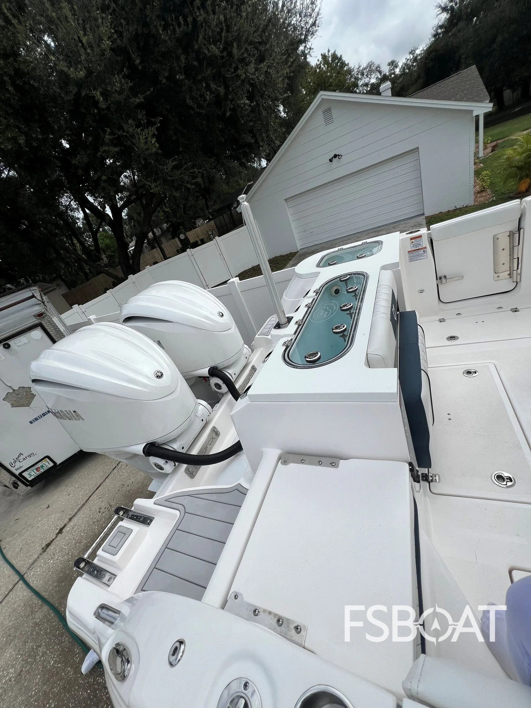 2024 Custom 288 Commander - Media 22