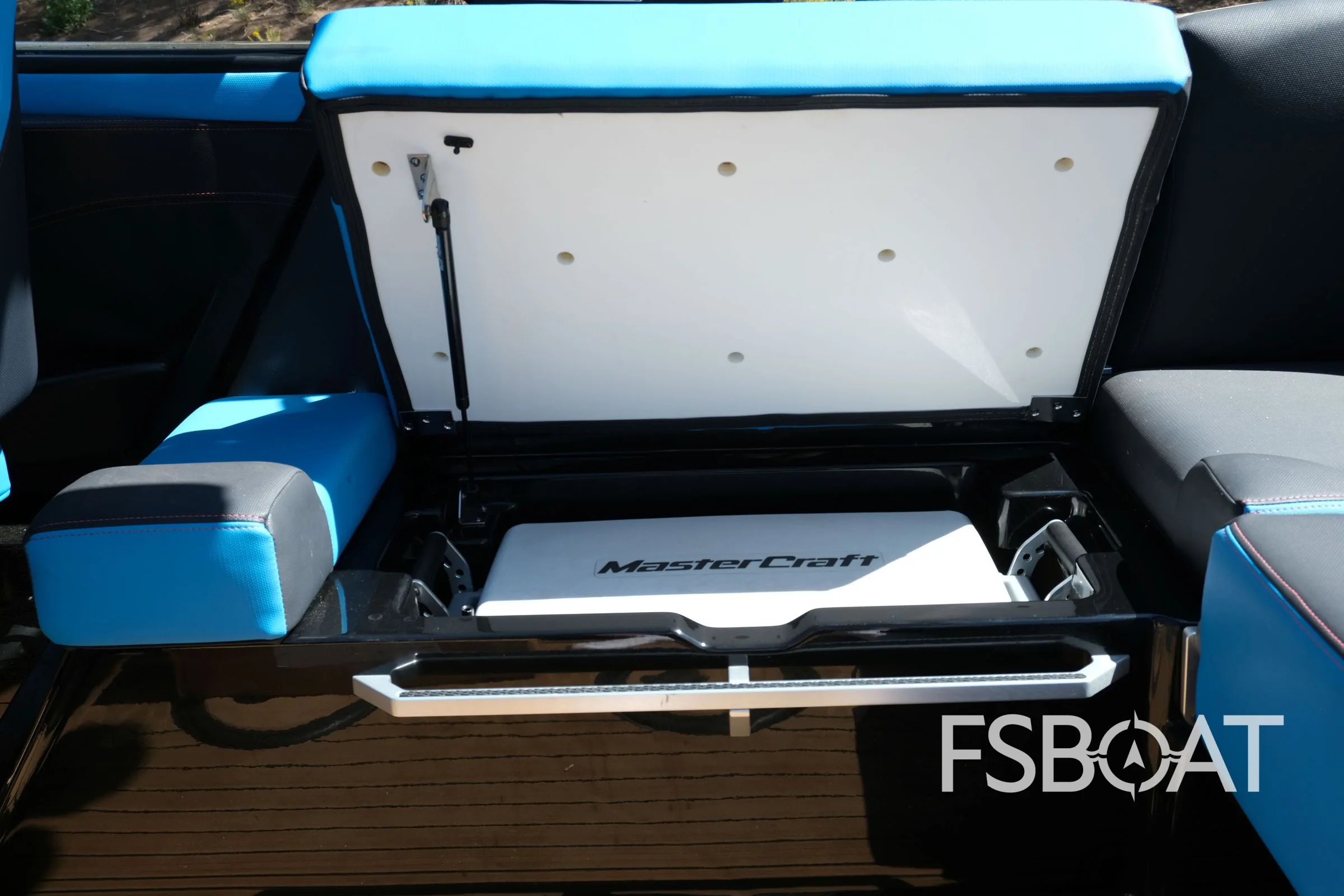 2023 MasterCraft X22 - Media 20