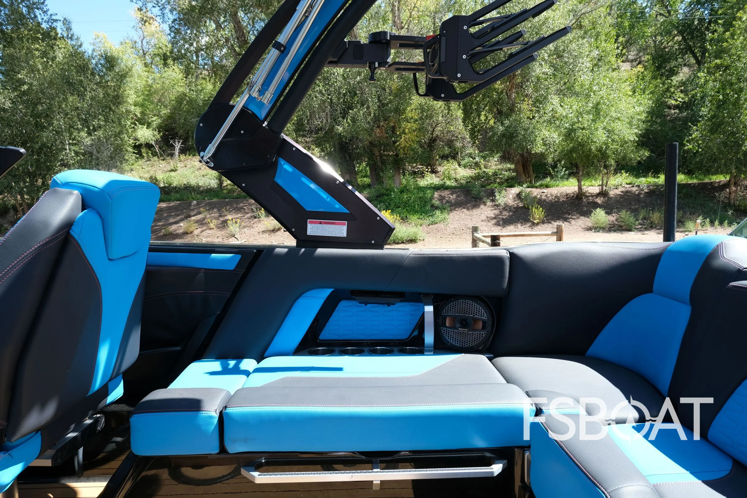 2023 MasterCraft X22 - Media 6