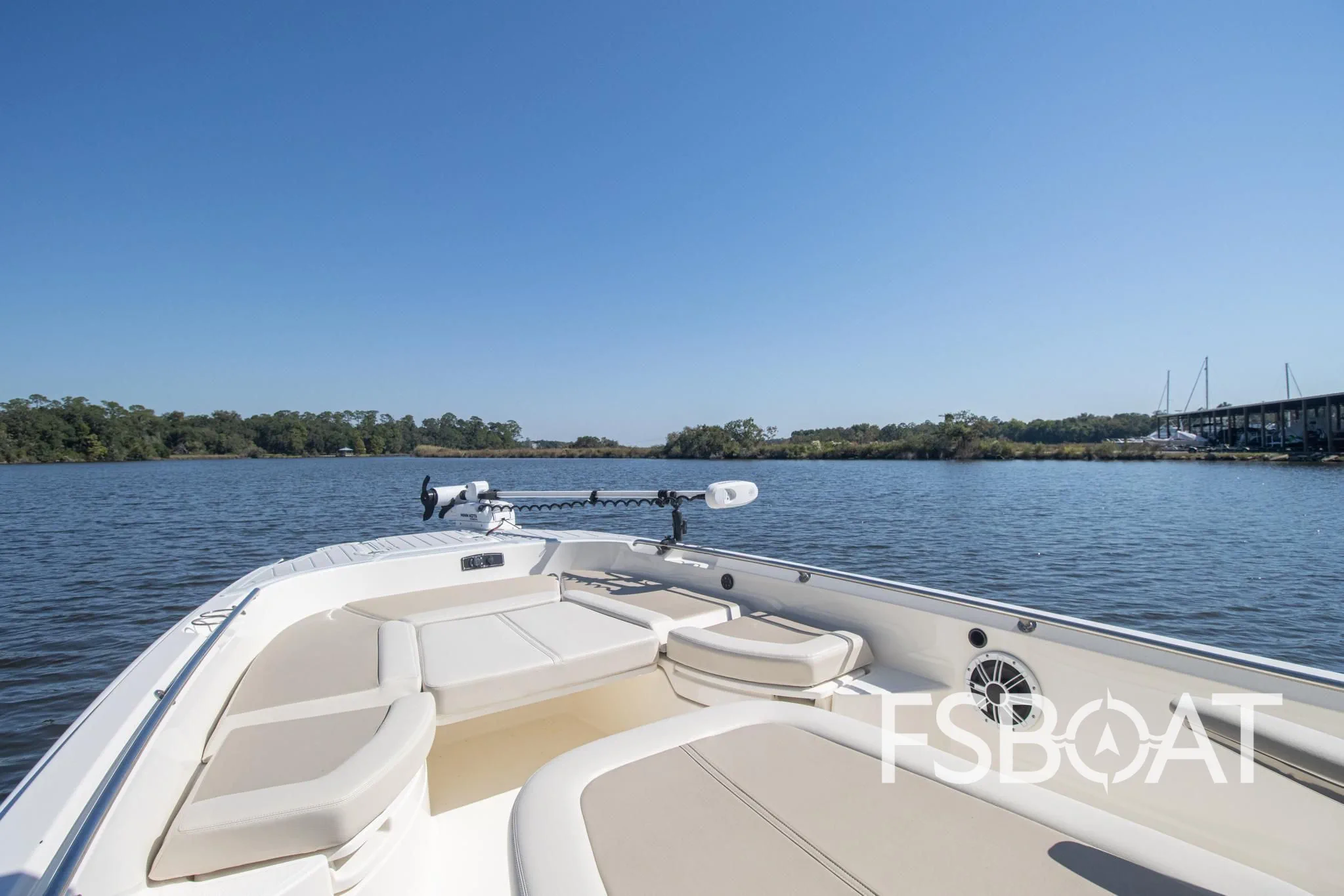 2022 Boston Whaler 270 Dauntless - Media 23