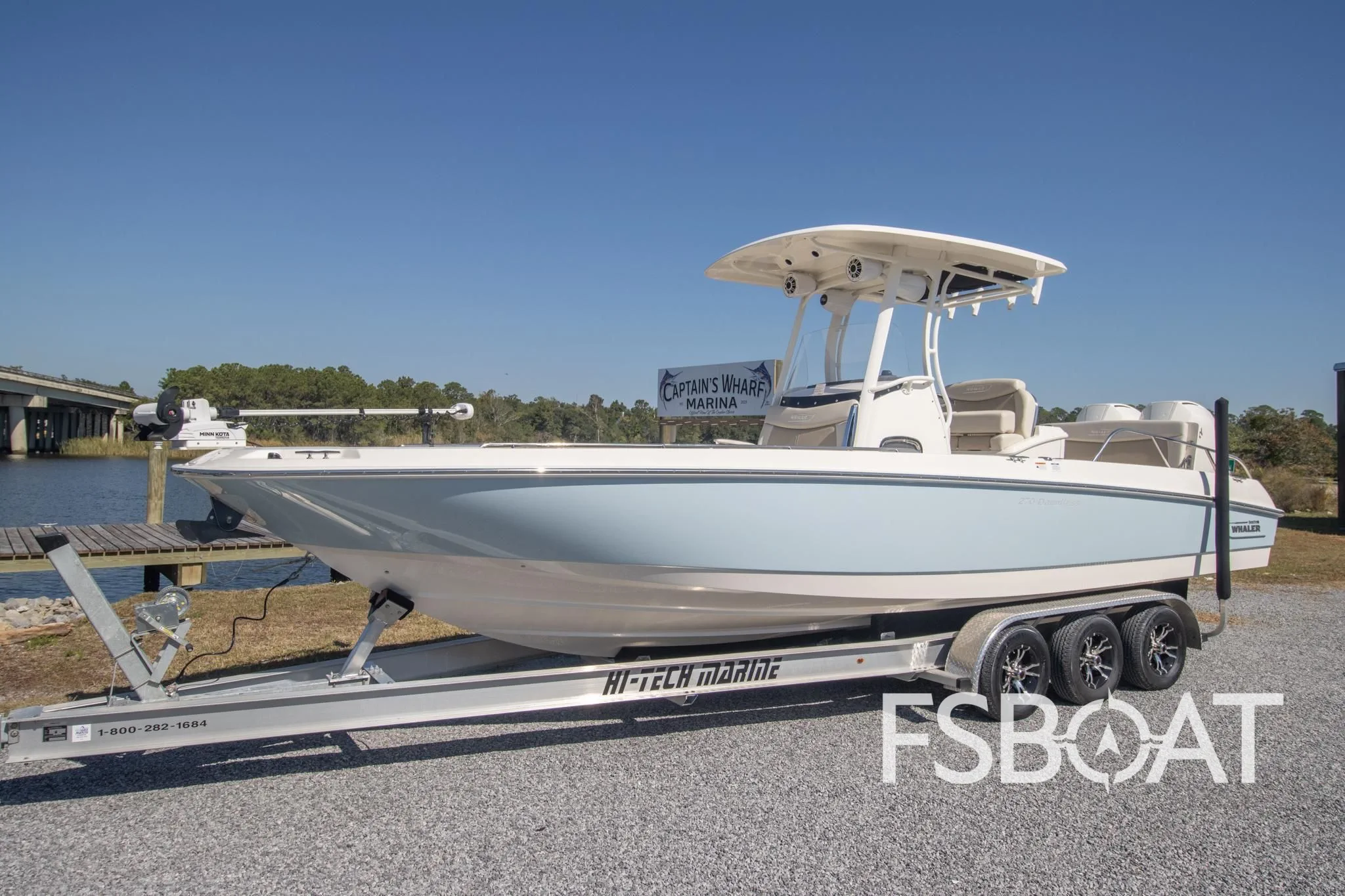 2022 Boston Whaler 270 Dauntless - Media 9