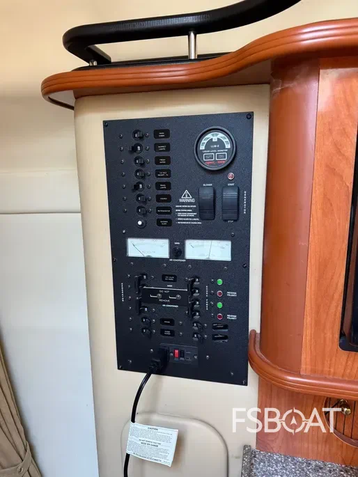2004 Rinker Fiesta Vee 290 - Media 9