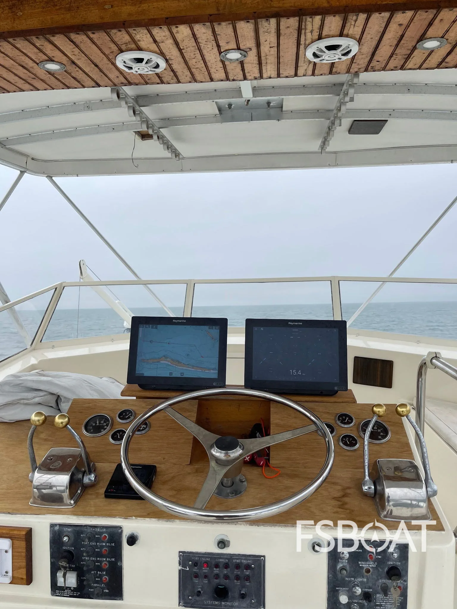 1986 Hatteras Sportfish 58 - Media 4