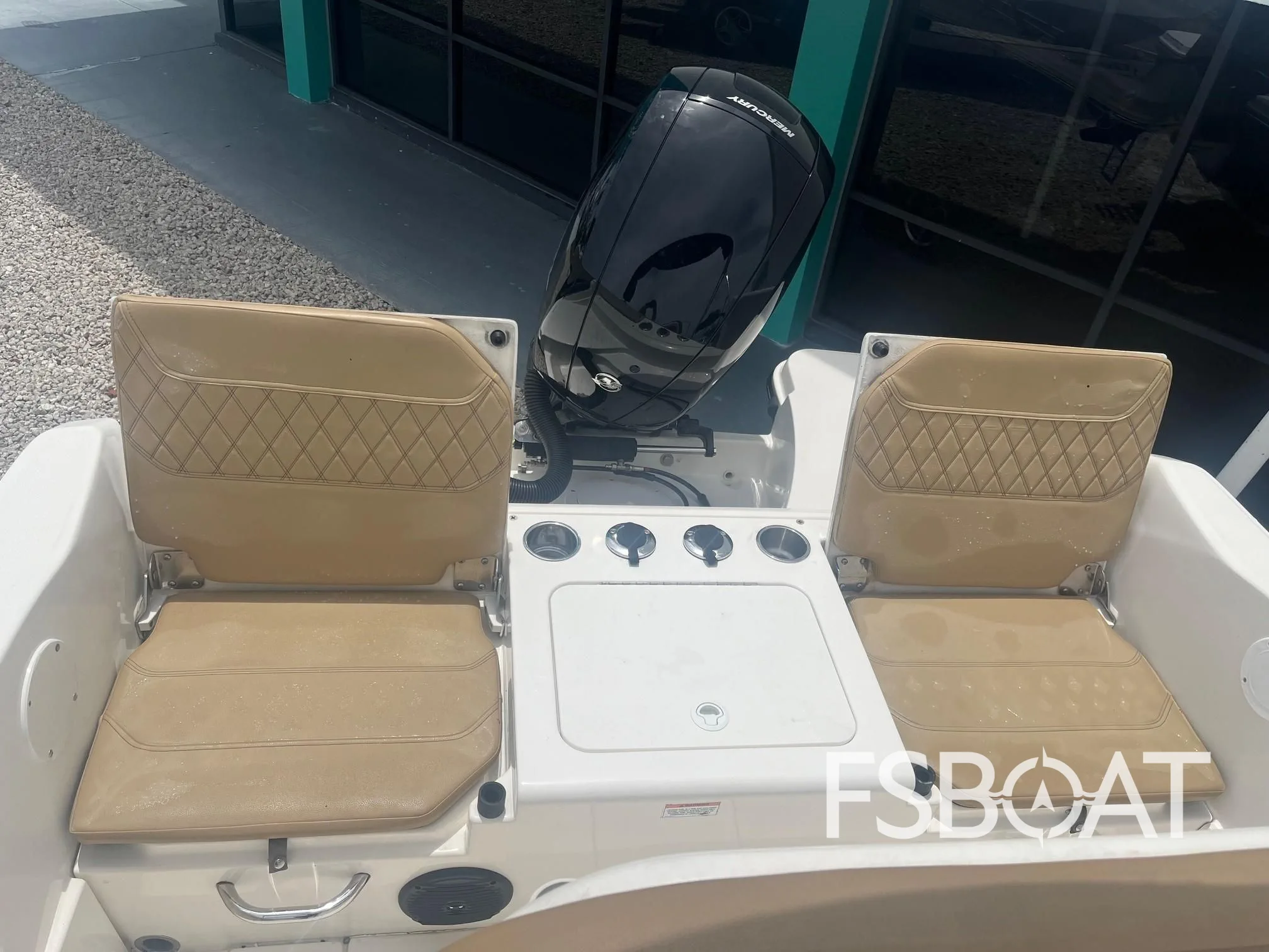 2022 Bayliner Trophy T20CC - Media 11