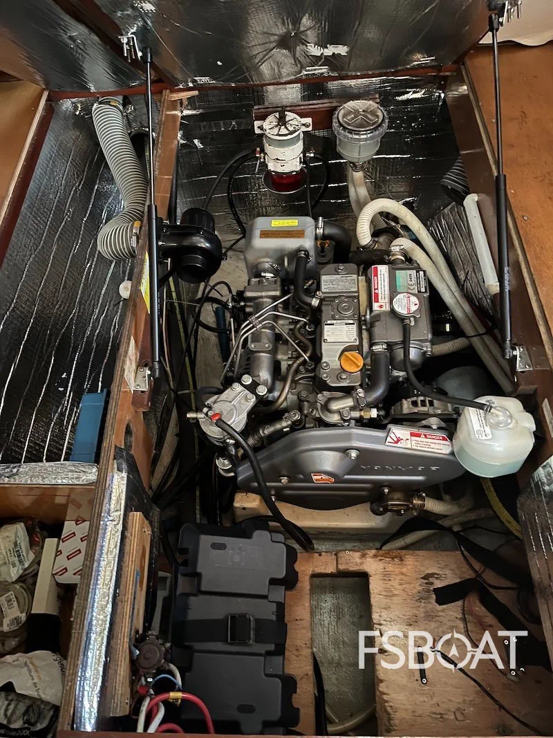 2004 Lagoon 410 S2 - Media 45
