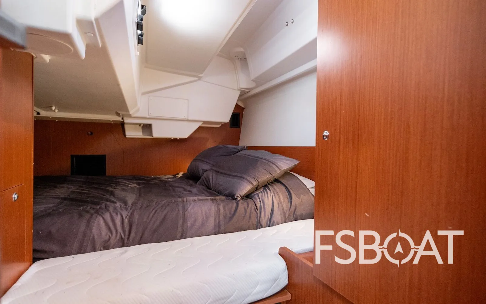 2019 Beneteau 38.1 - Media 36