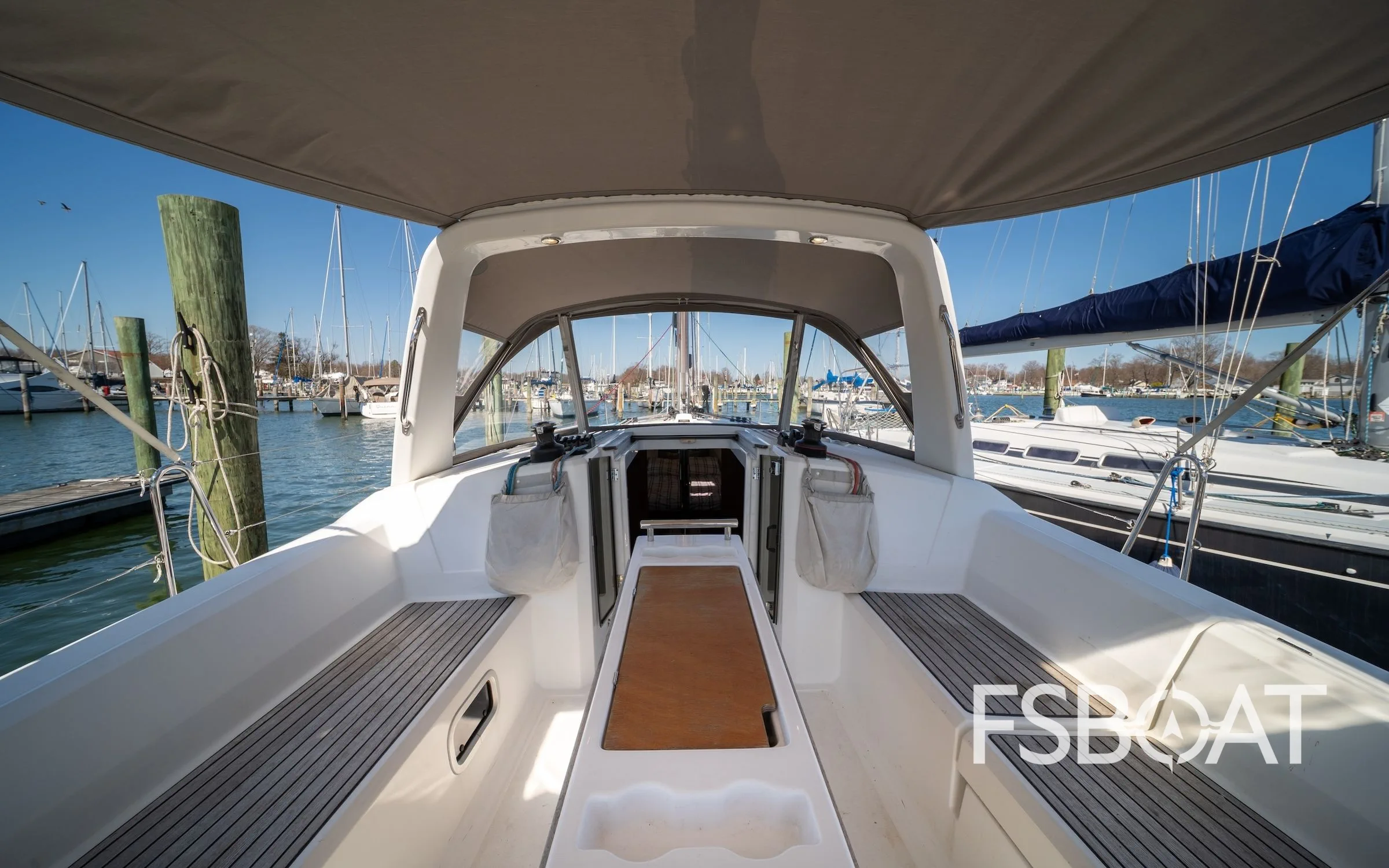 2019 Beneteau 38.1 - Media 12