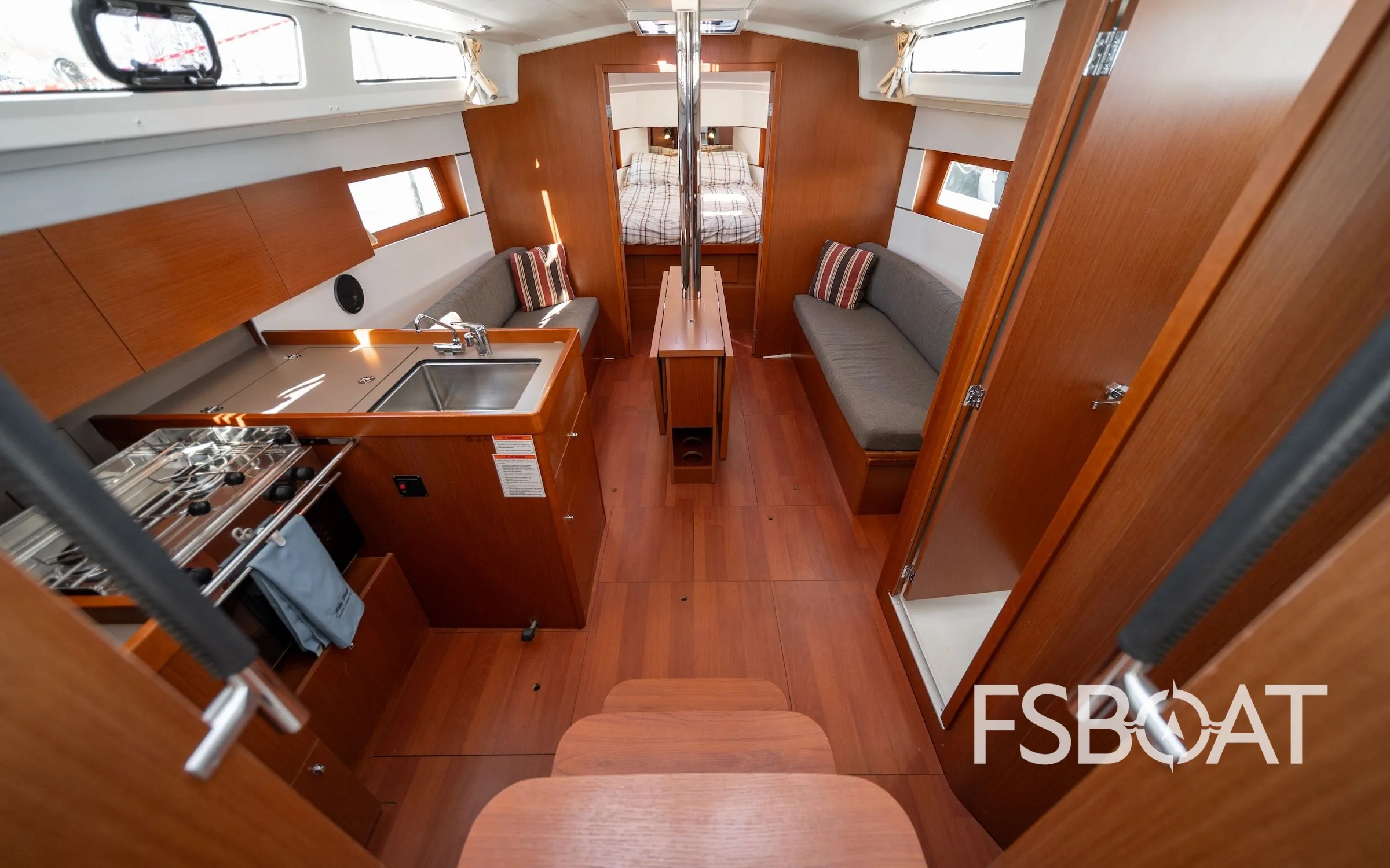 2019 Beneteau 38.1 - Media 27