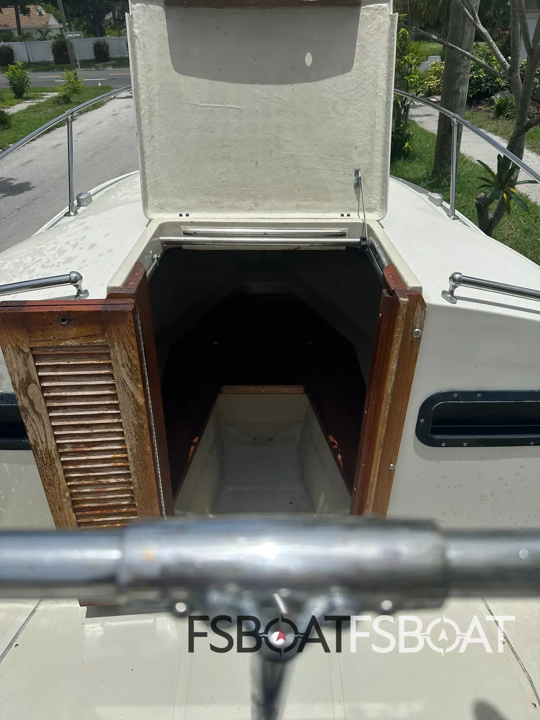 1985 Boston Whaler Outrage - Media 10
