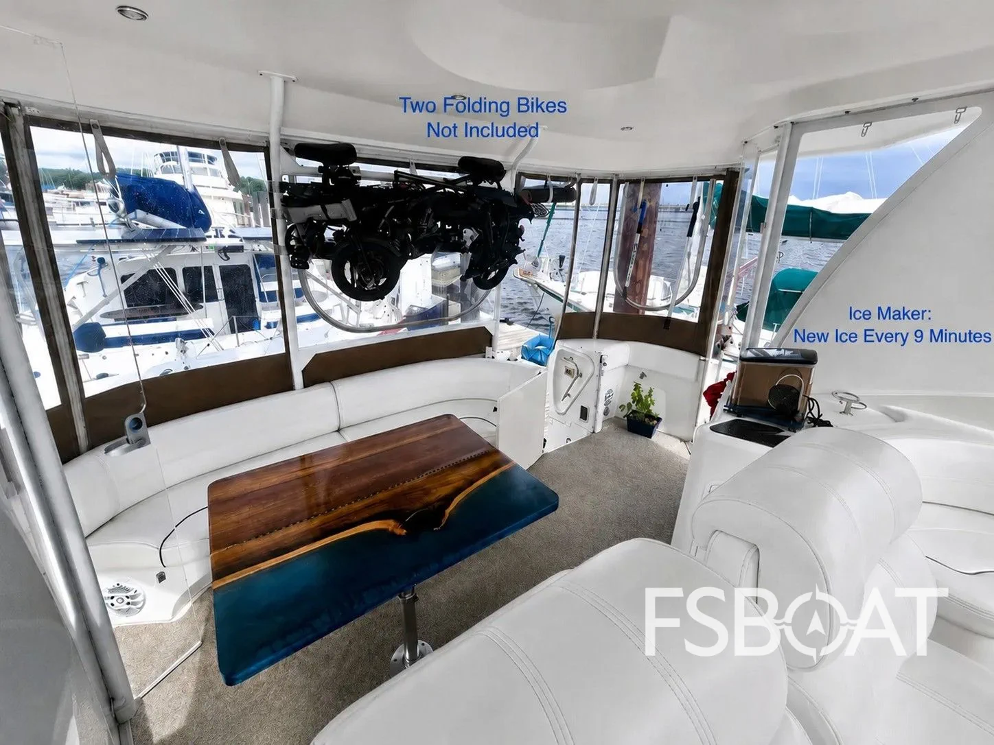 2008 Cruisers Yachts 455 Express Motoryacht - Media 18