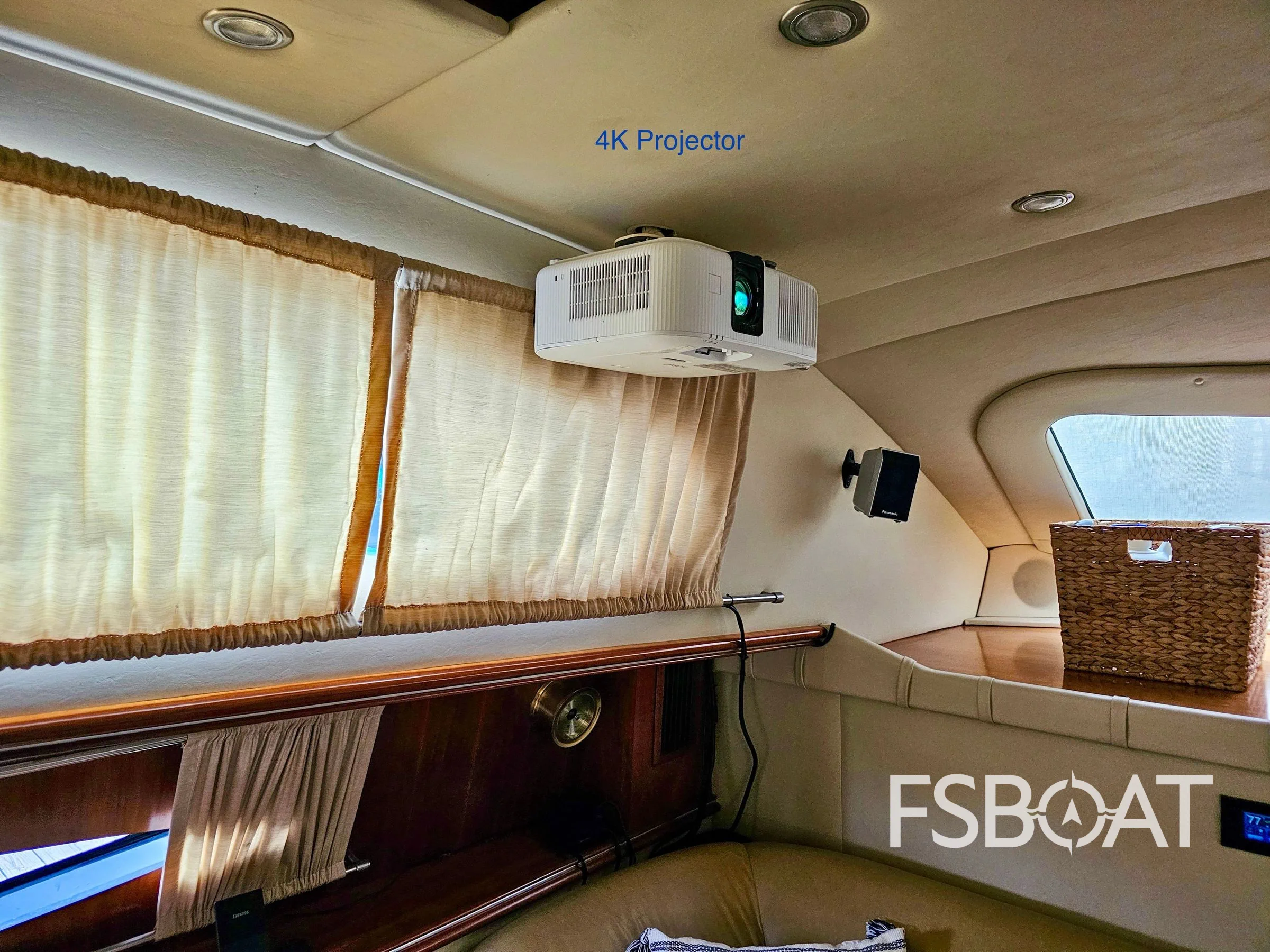 2008 Cruisers Yachts 455 Express Motoryacht - Media 23