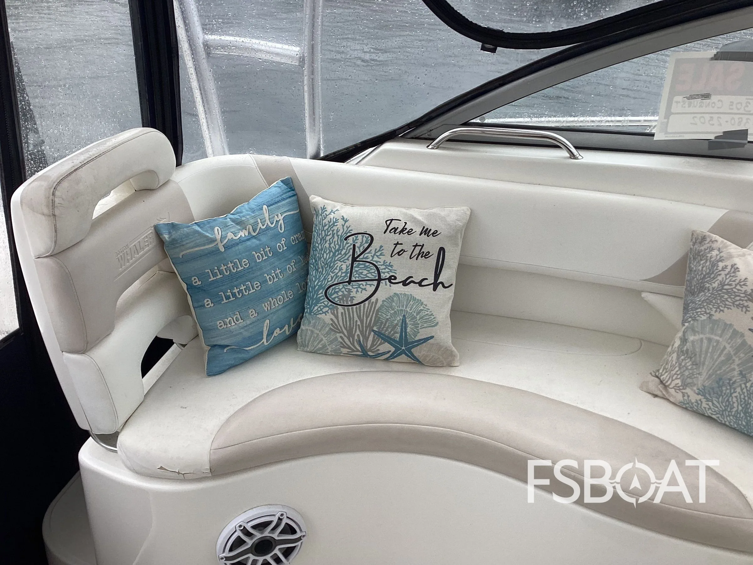 2005 Boston Whaler 305 Conquest - Media 11